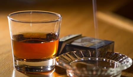 サムネイル:飲酒と喫煙