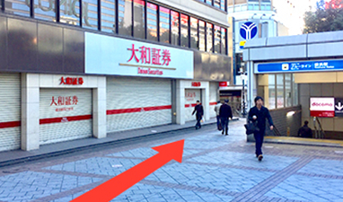 JR線・東急東横線南改札から横浜院へのアクセス3