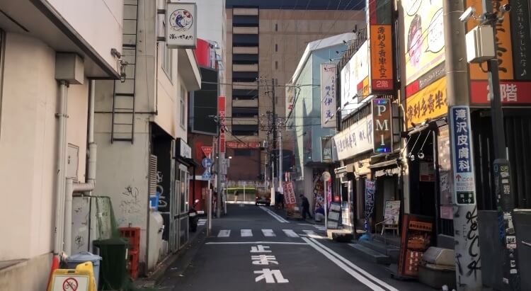 JR線・東急東横線南改札から横浜院へのアクセス5